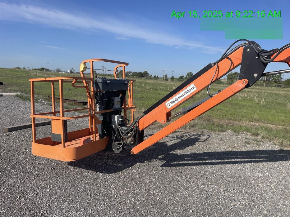 2019 JLG 860SJ