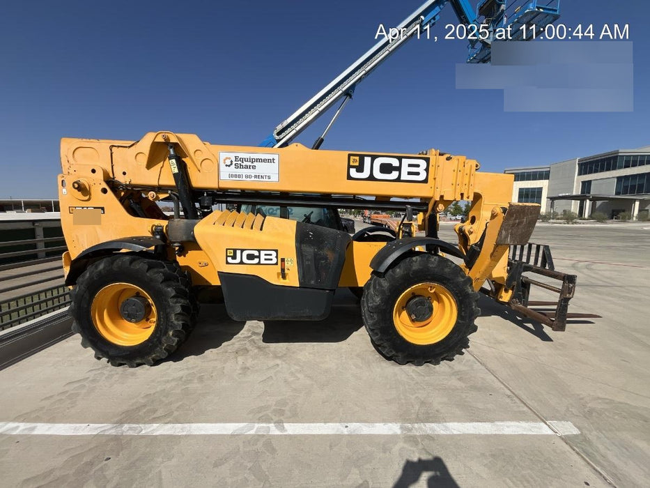 2019 JCB 510-56 74 HP w/CAB/HVAC, Beacon, Worklights, Aux Hydraulics, Foam Filled Tires w/60" Carriage/Forks