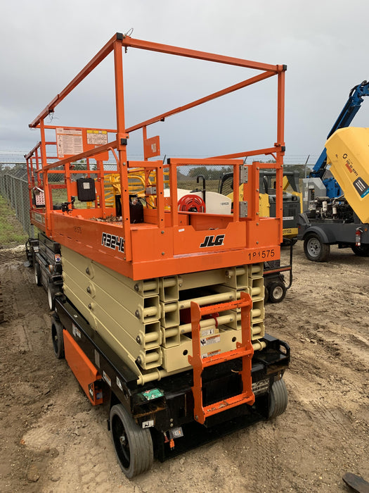 2021 JLG R3246