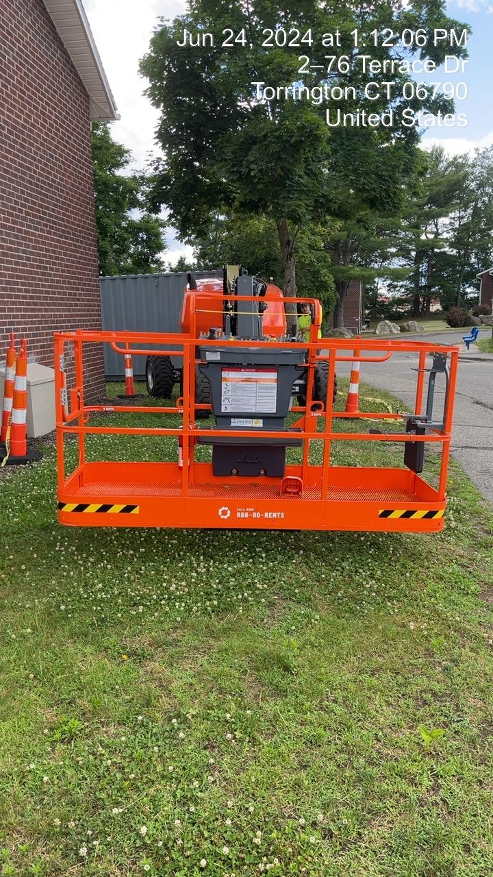 2024 JLG 460SJ