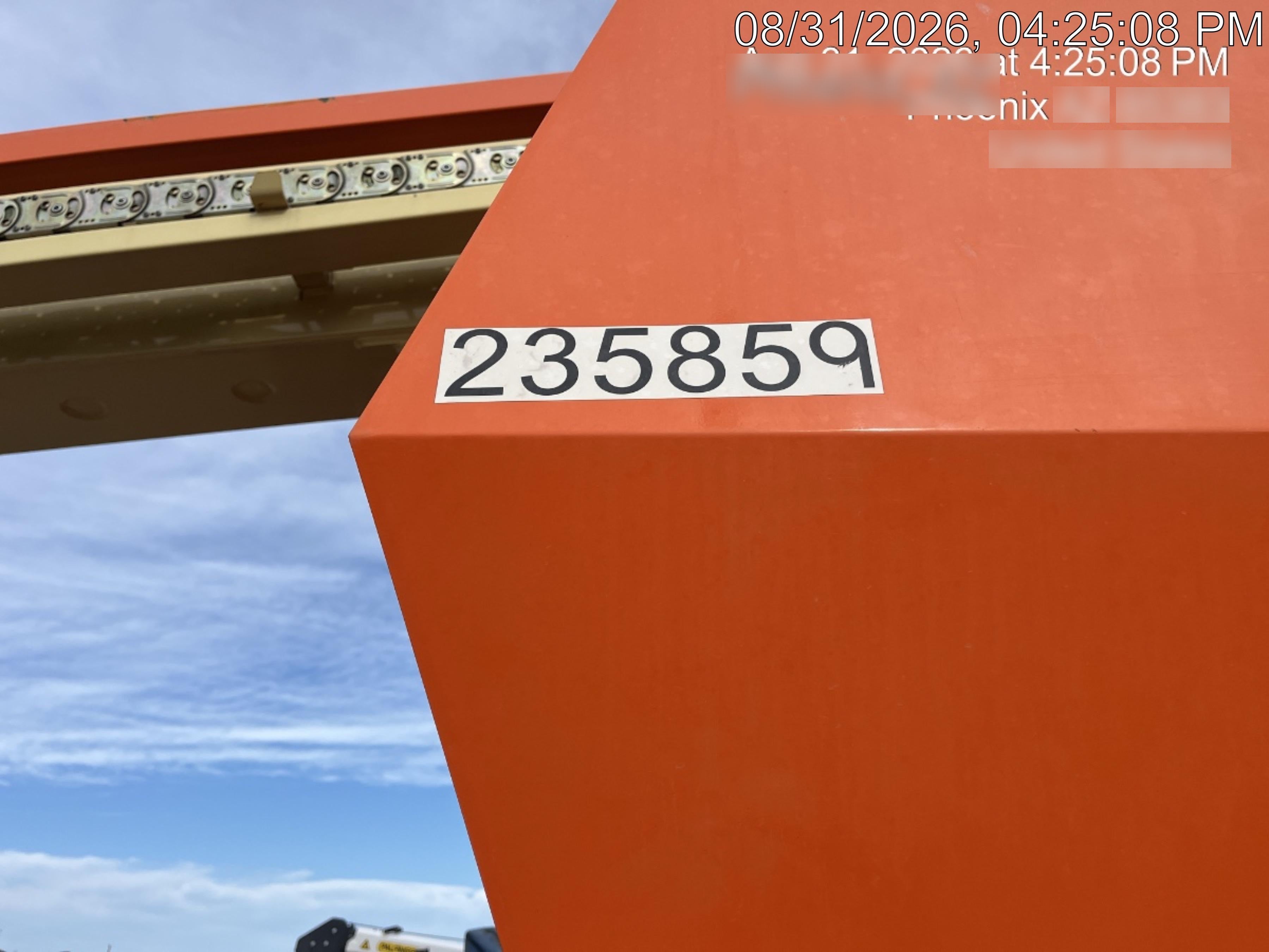 2022 JLG 860SJ