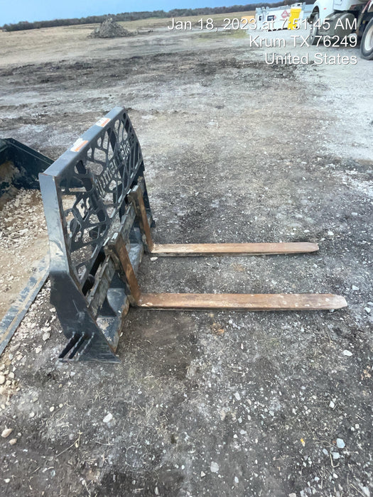 2021 PALADIN 48" Pallet Forks - Paladin