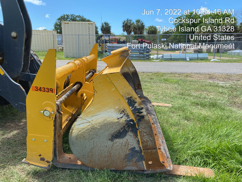 2019 D&E MANUFACTURING 48" BUCKET FORKS