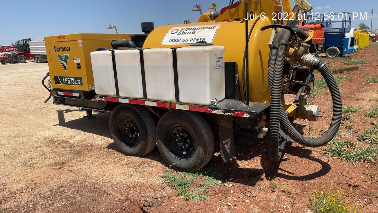 2021 Vac-Tron LP573XDT T4 Koehler Diesel Engine, 500 Gallon Debris Tank, x2 100 Gallon Water Tanks