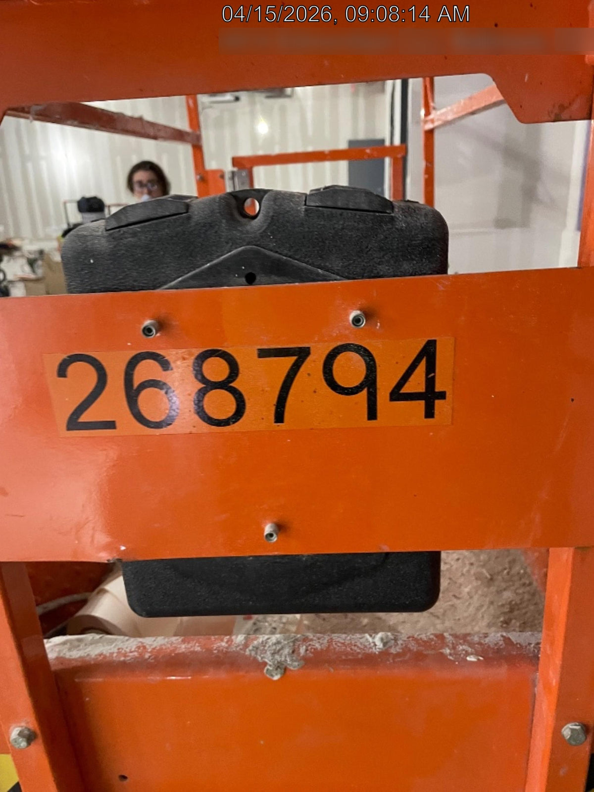 2022 JLG ES1932