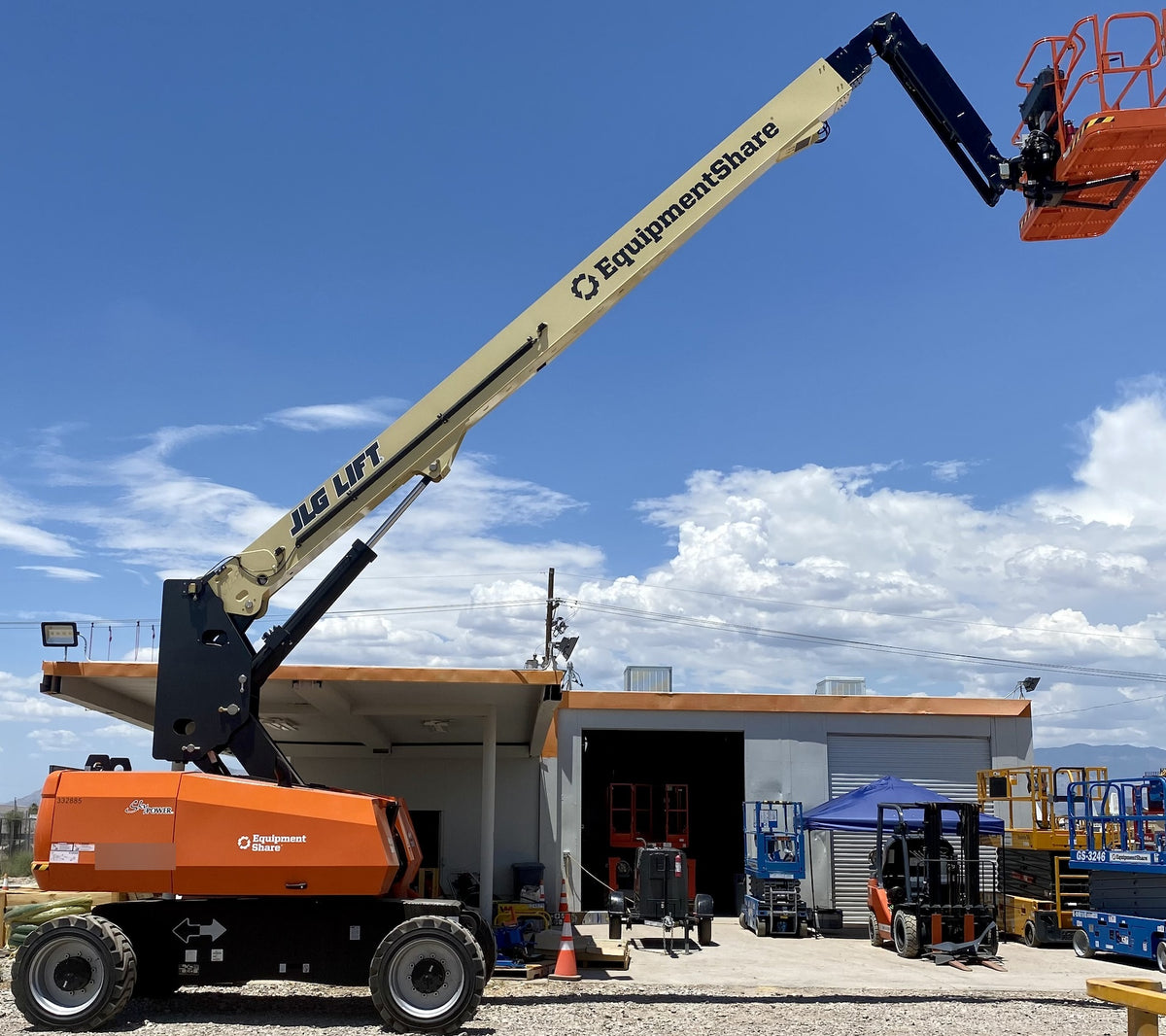 2023 JLG 860SJ