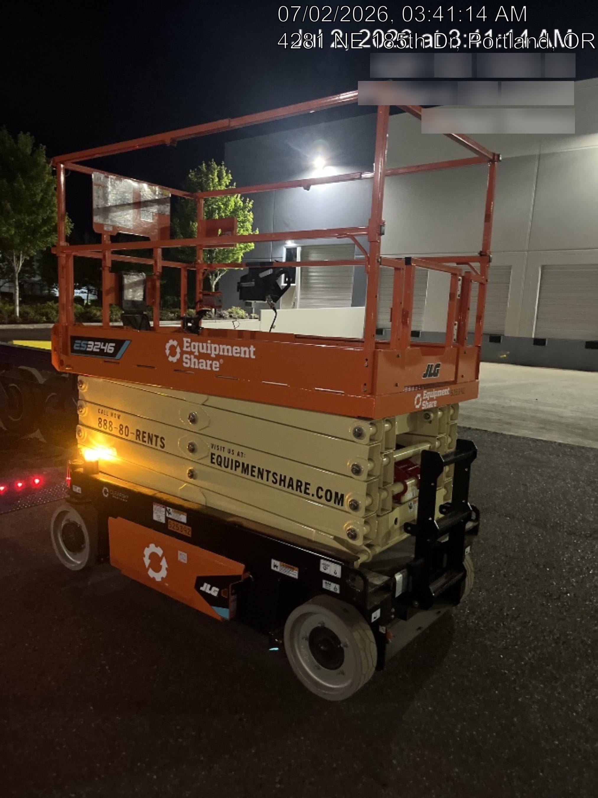 2025 JLG ES3246