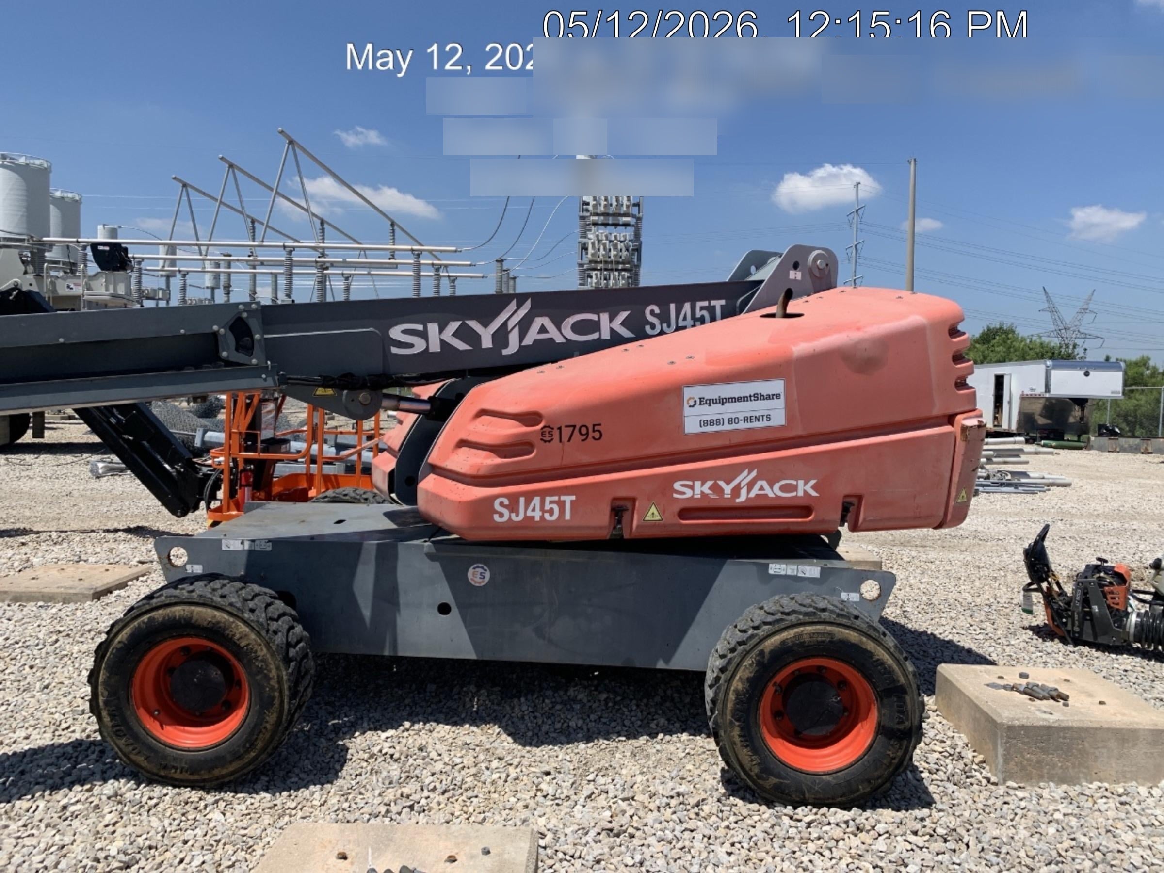 2016 SKYJACK SJ45T+