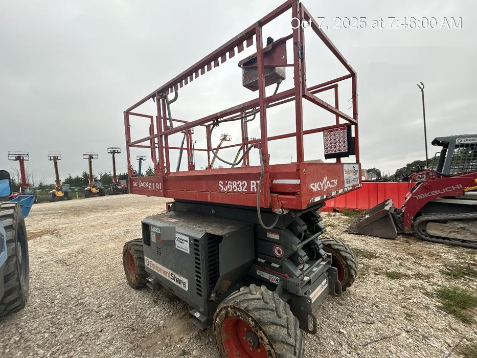 2017 SKYJACK SJ6832 RT