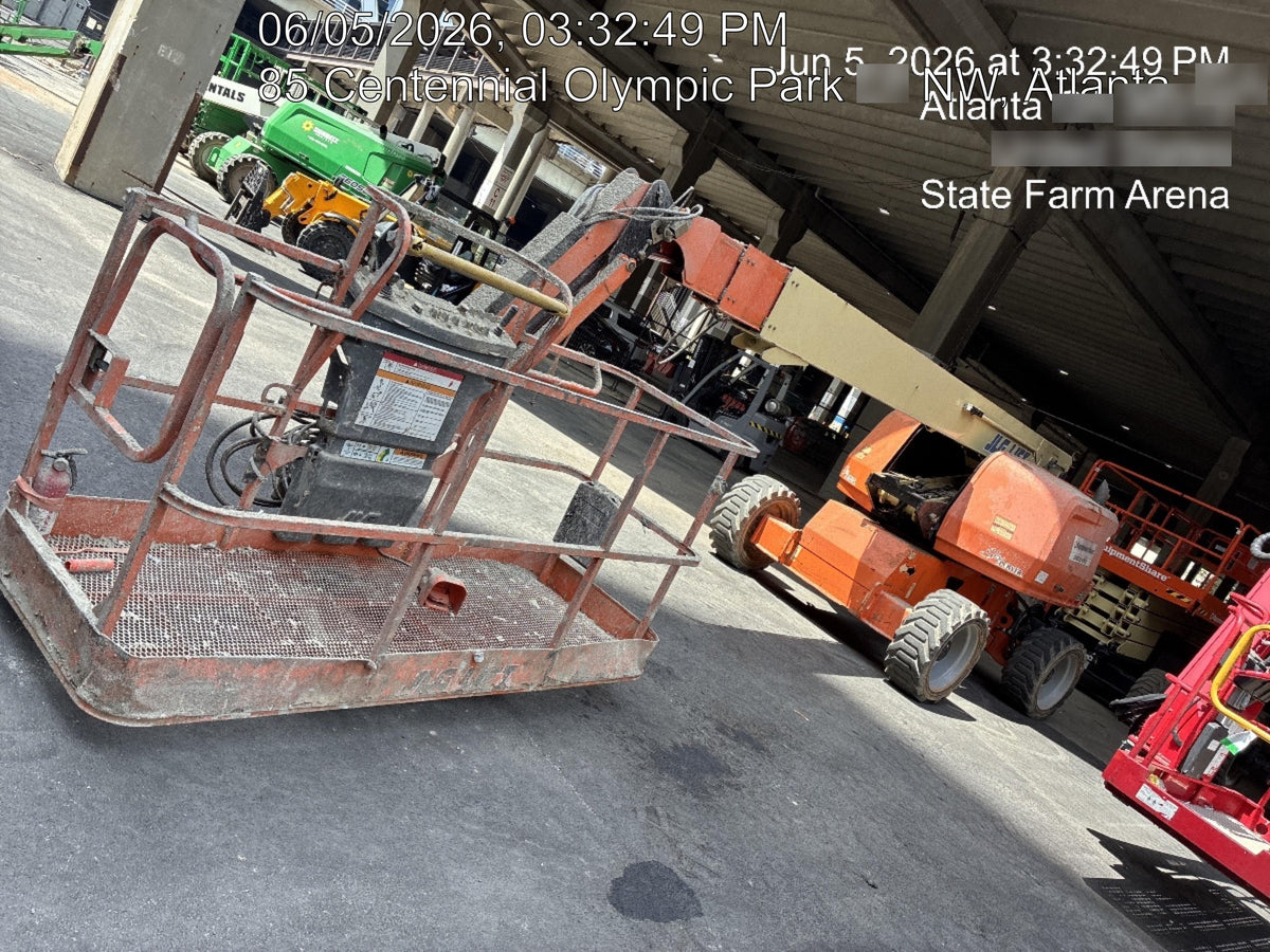 2019 JLG 660SJ