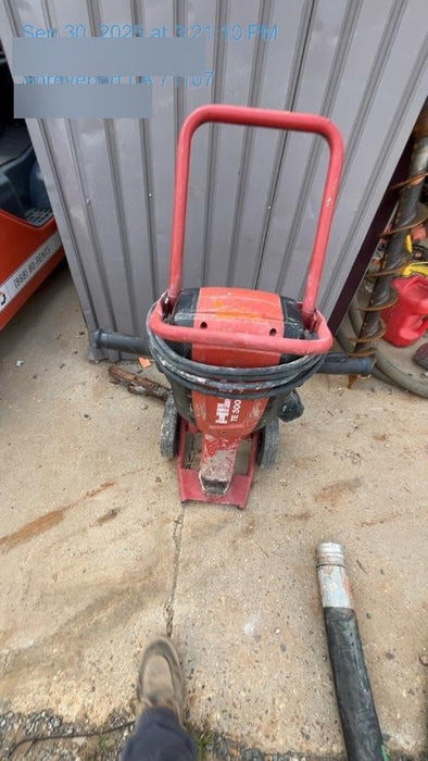 2020 HILTI TE 3000-AVR