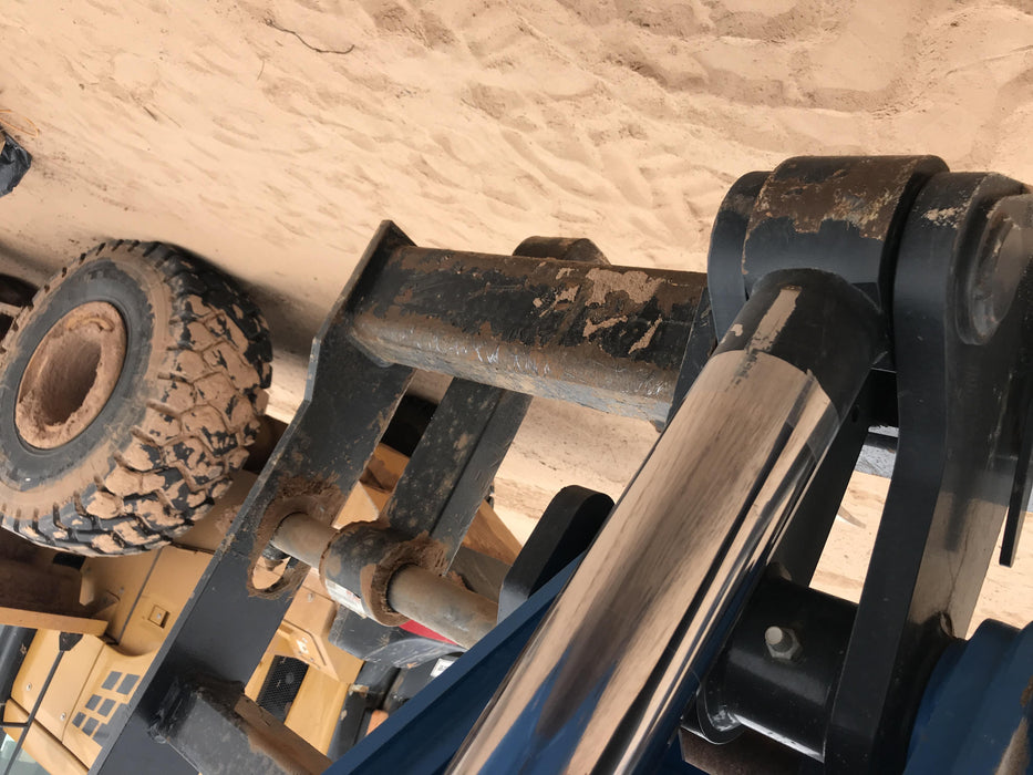 2019 Genie GTH-1056 Canopy, Solid RT Tires, LED Work Lights, Beacon 60" QA Carriage, 60" Forks