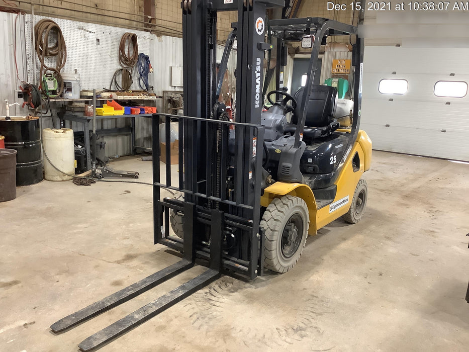 2021 KOMATSU FG25T-16