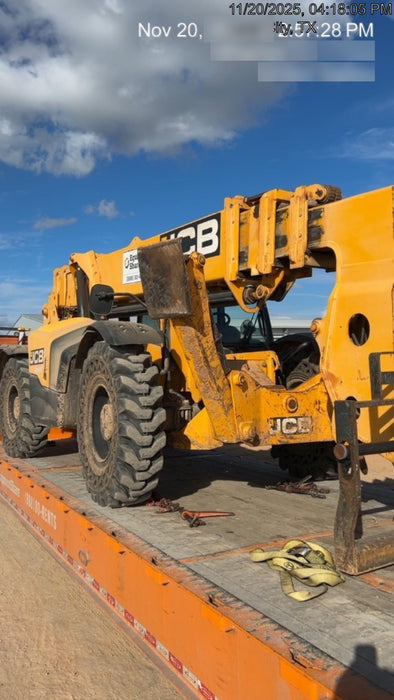2019 JCB 512-56 109 HP w/CAB/HVAC, Beacon, Aux Hydraulics, Worklights, Solid Tires w/60" Carriage/Forks