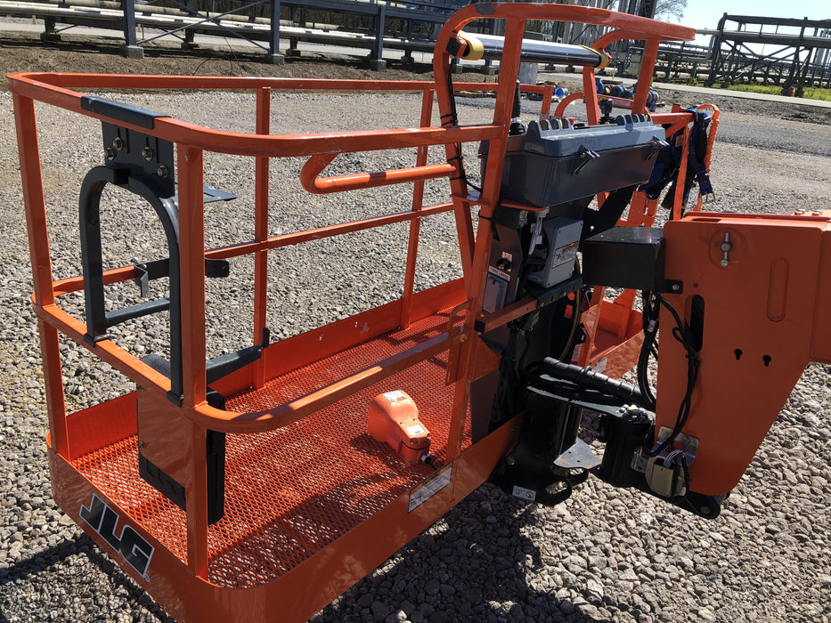 2019 JLG 600S 4WD