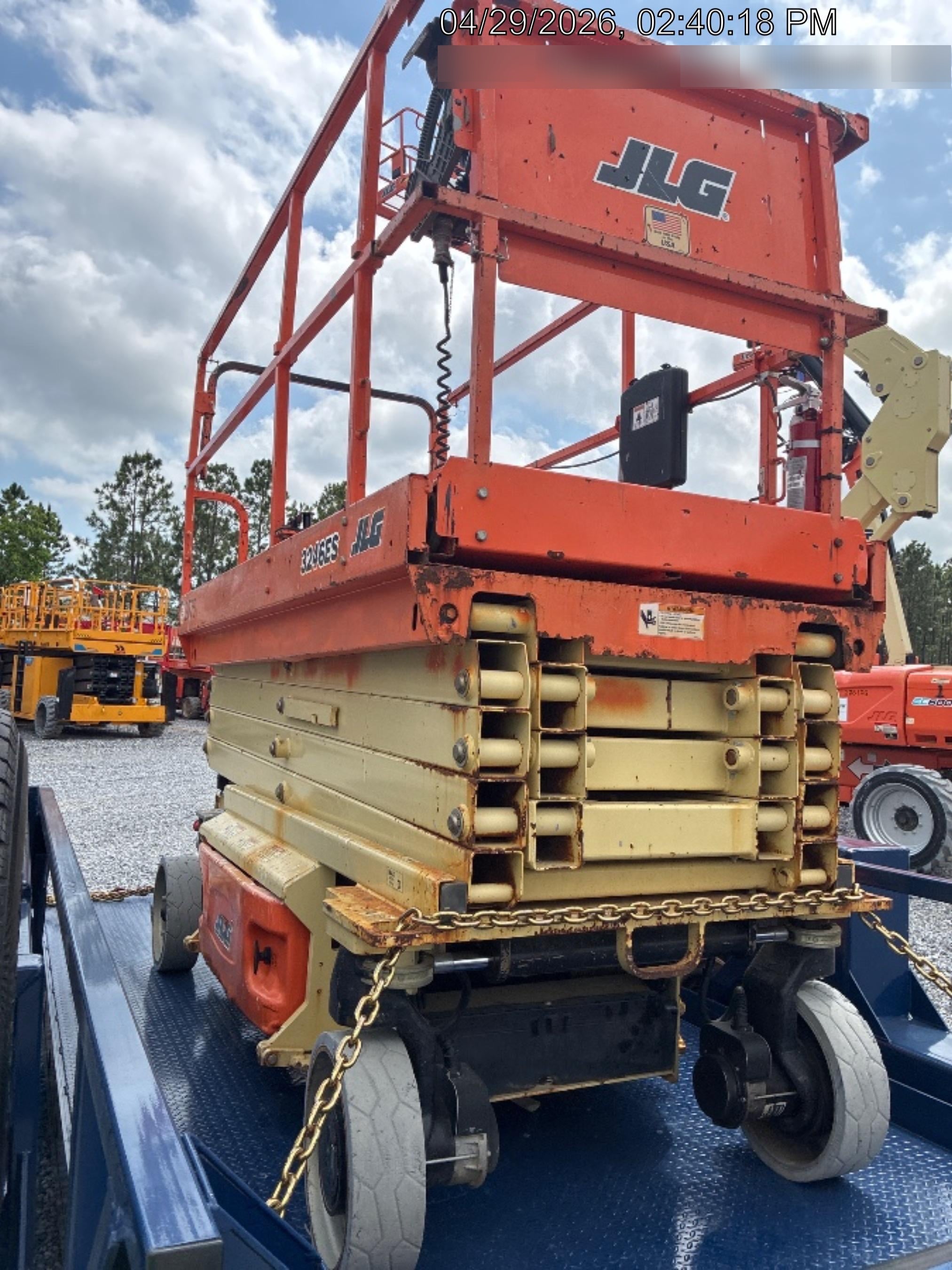 2016 JLG 3246ES