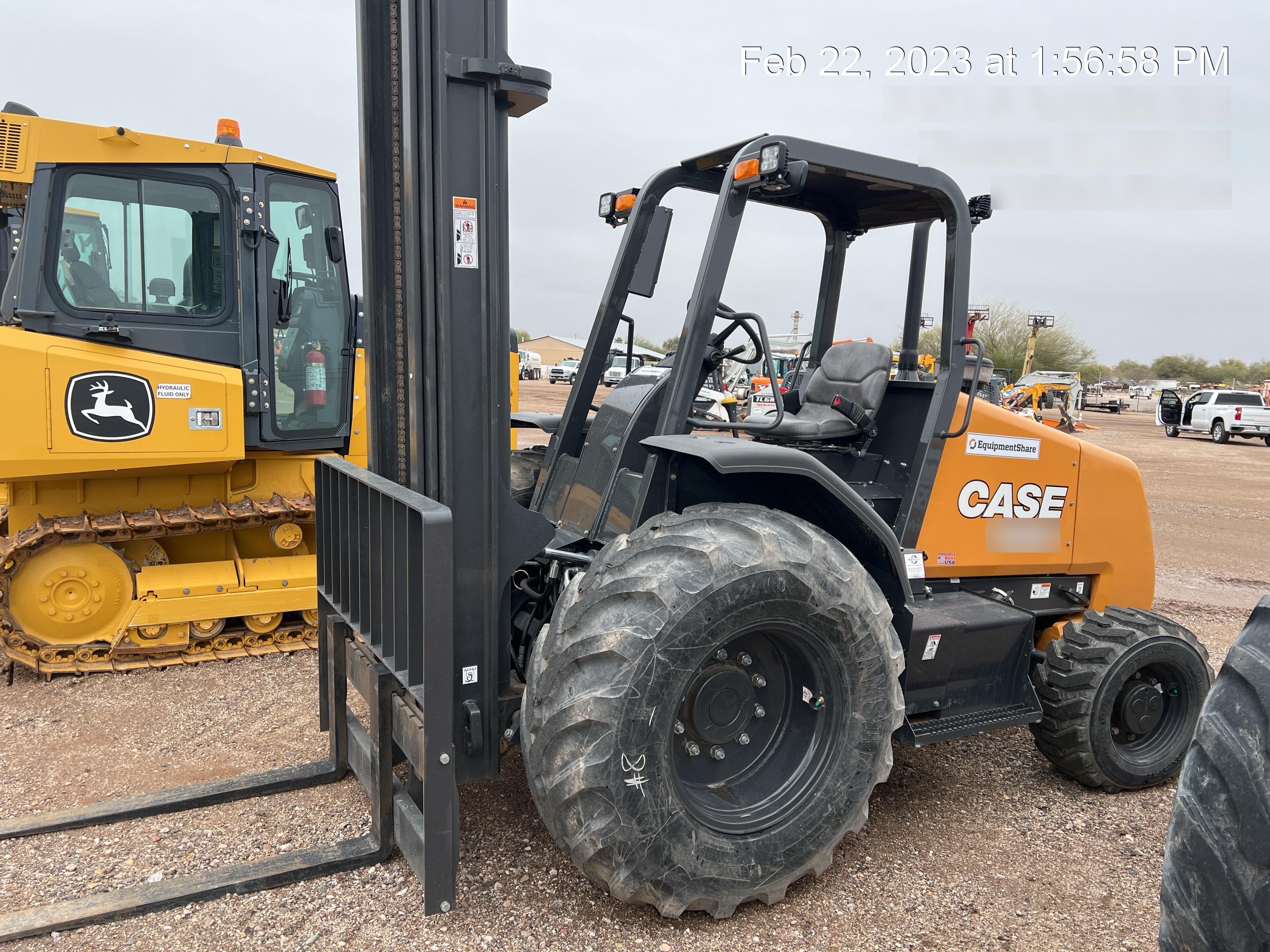 2023 CASE 588H