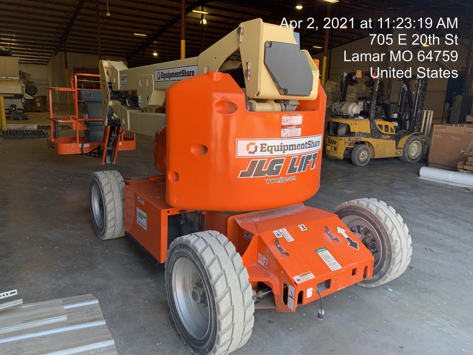 2019 JLG E450AJ