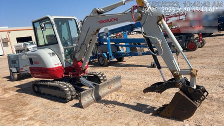 2025 TAKEUCHI TB235-2CR
