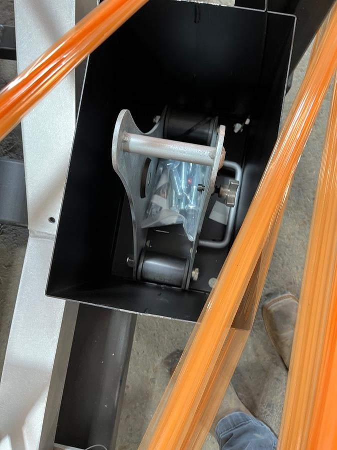 2023 SUMNER GH2T-10