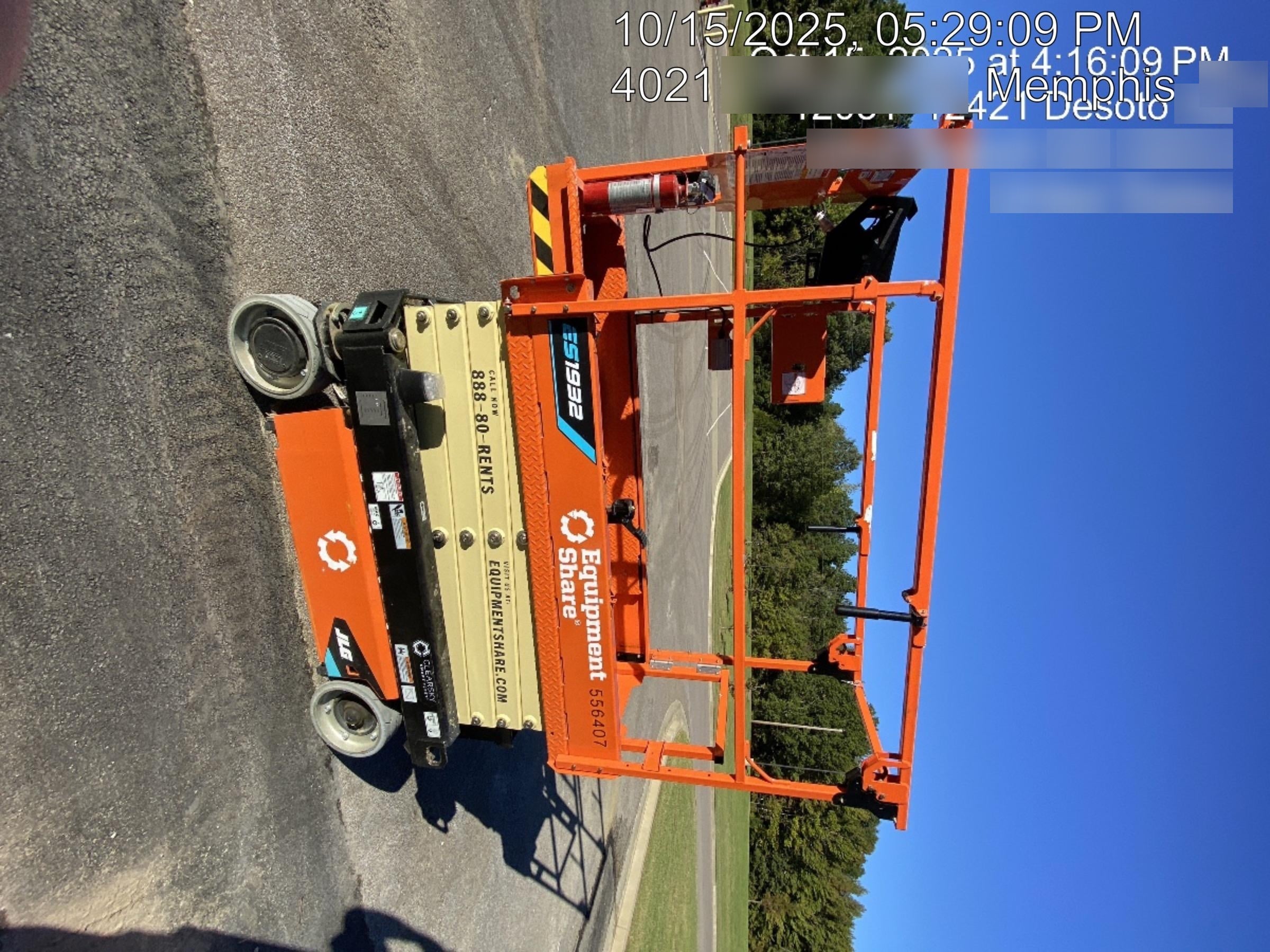 2025 JLG ES1932