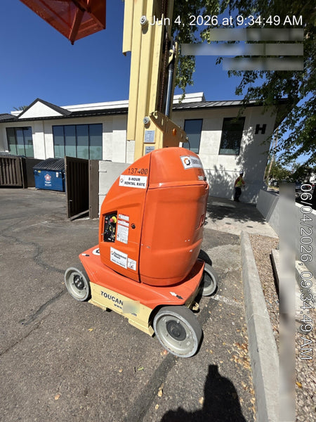2021 JLG 26E