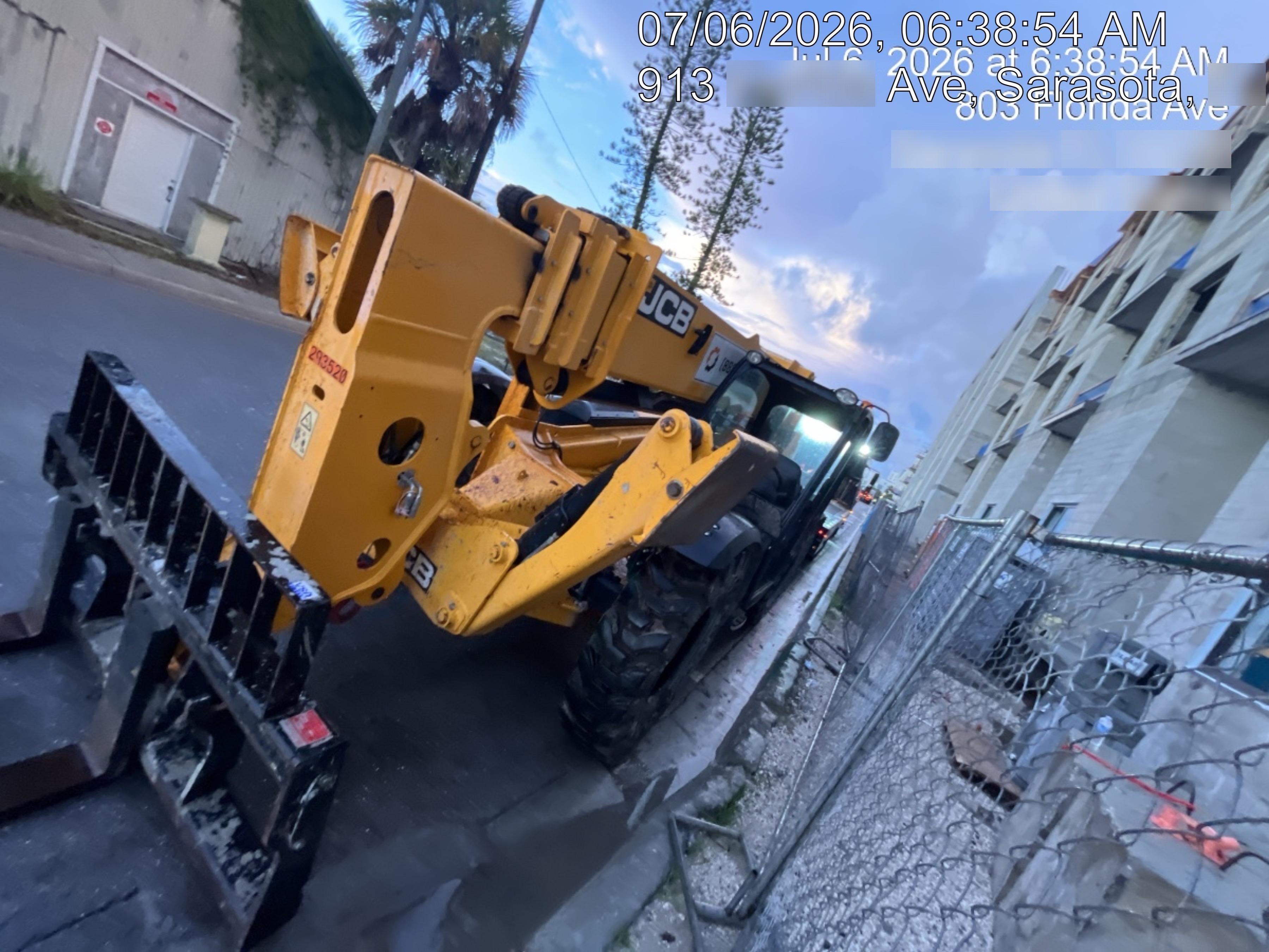 2023 JCB 510-56