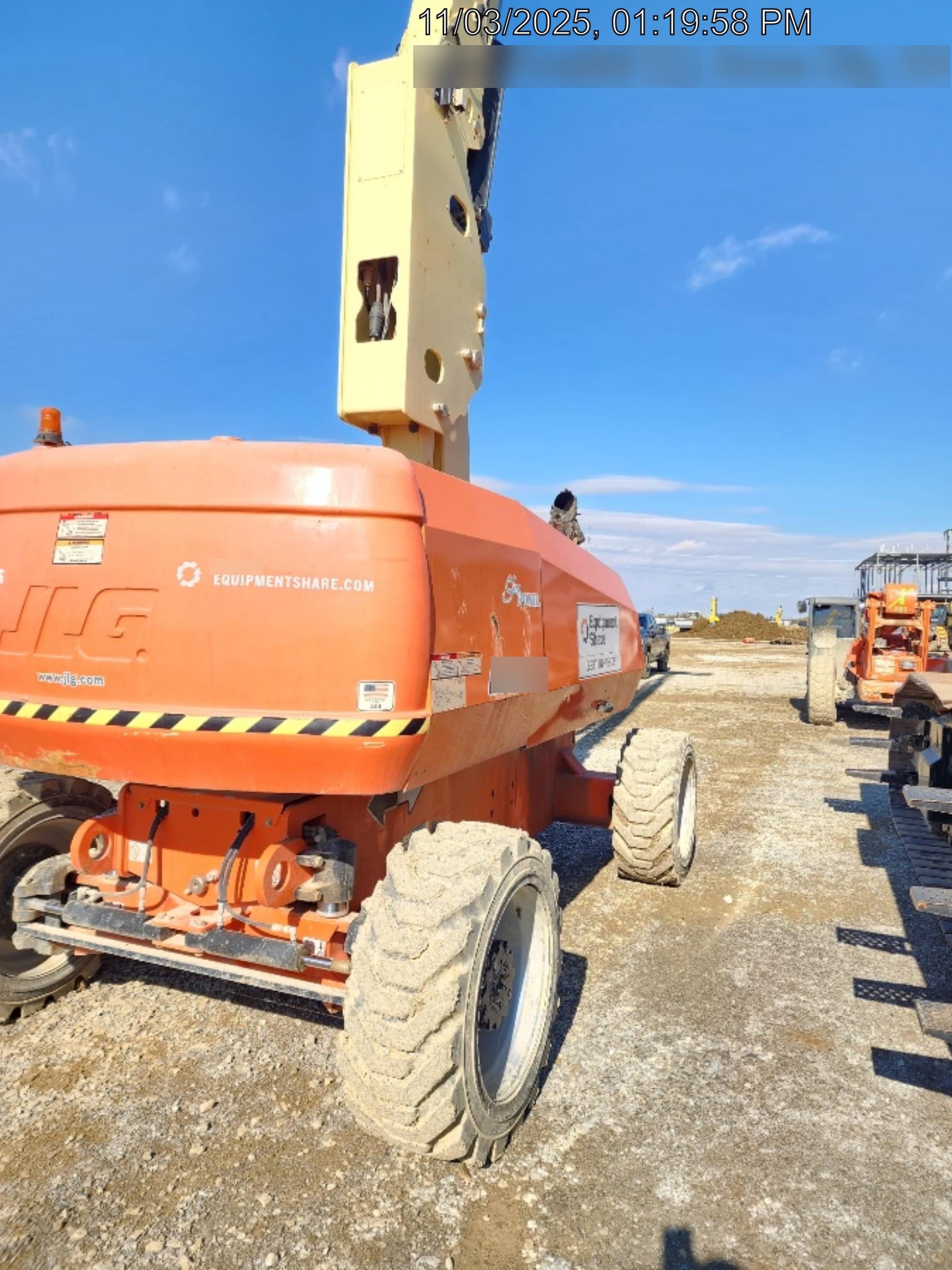 2022 JLG 860SJ