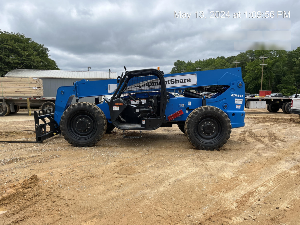2023 GENIE GTH-844