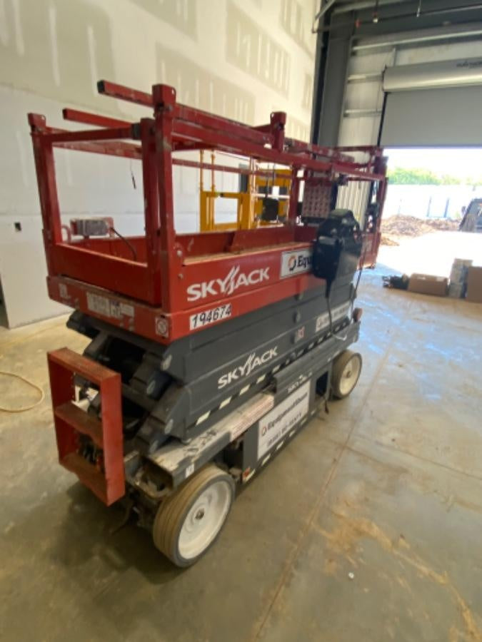 2021 SKYJACK SJ3226