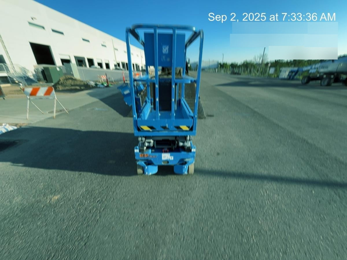 2023 GENIE GS-1432