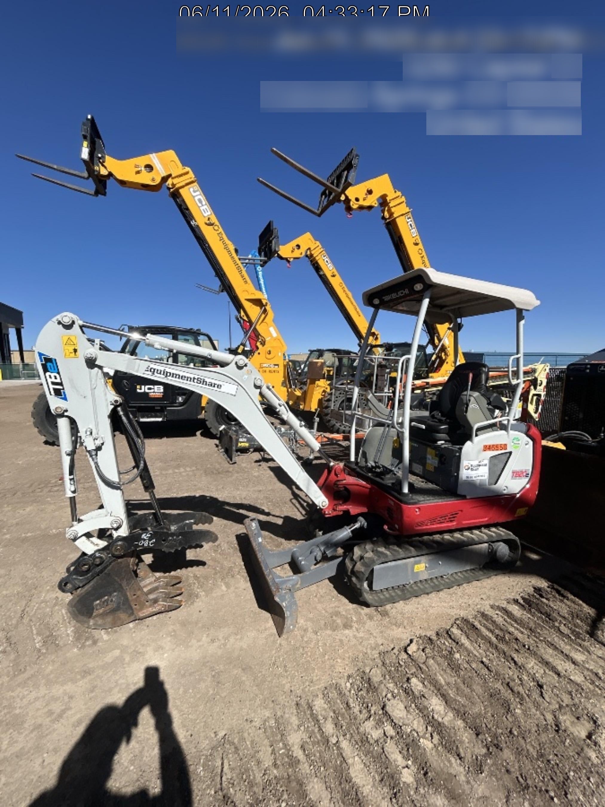 2023 TAKEUCHI TB20e