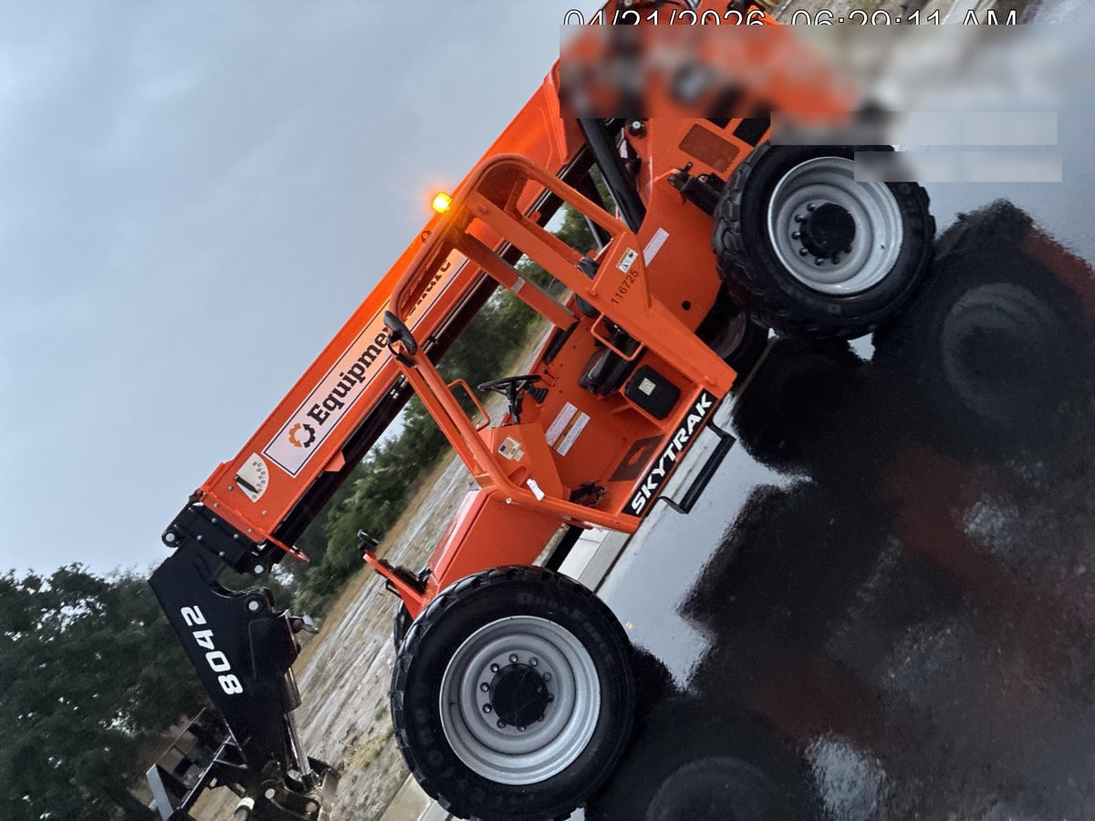 2020 SKYTRAK 8042