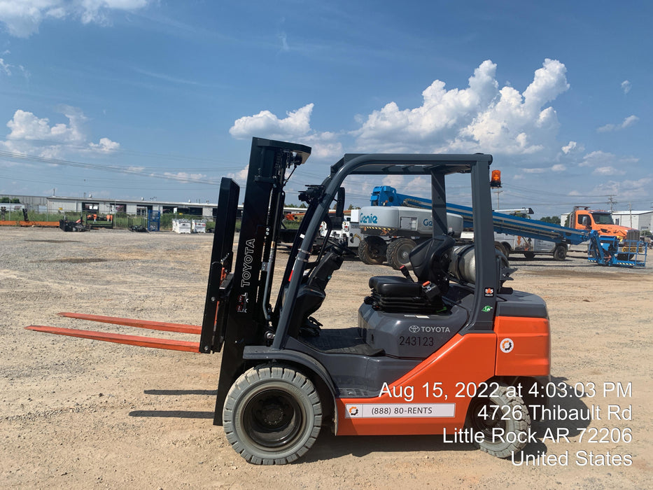 2022 TOYOTA 50-8FGU25