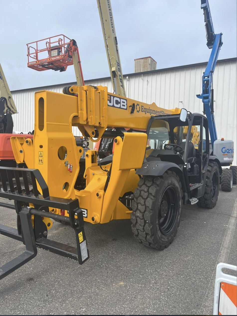 2025 JCB 512-56