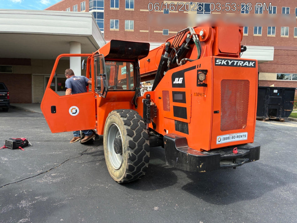 2021 SKYTRAK 12054