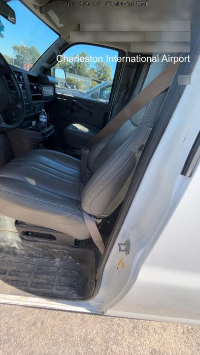 2023 CHEVROLET Express Van - Rental