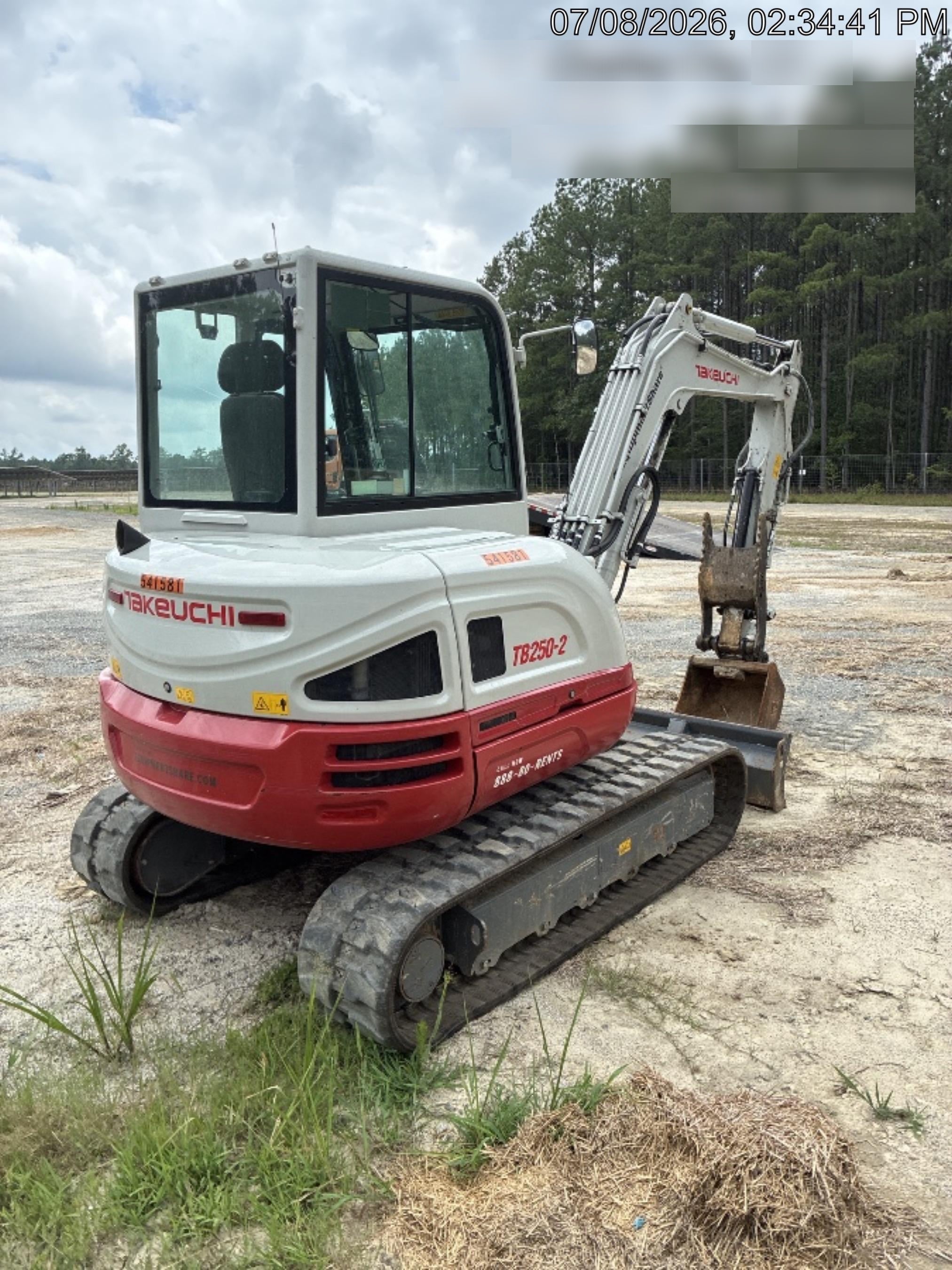 2025 TAKEUCHI TB250-2CR
