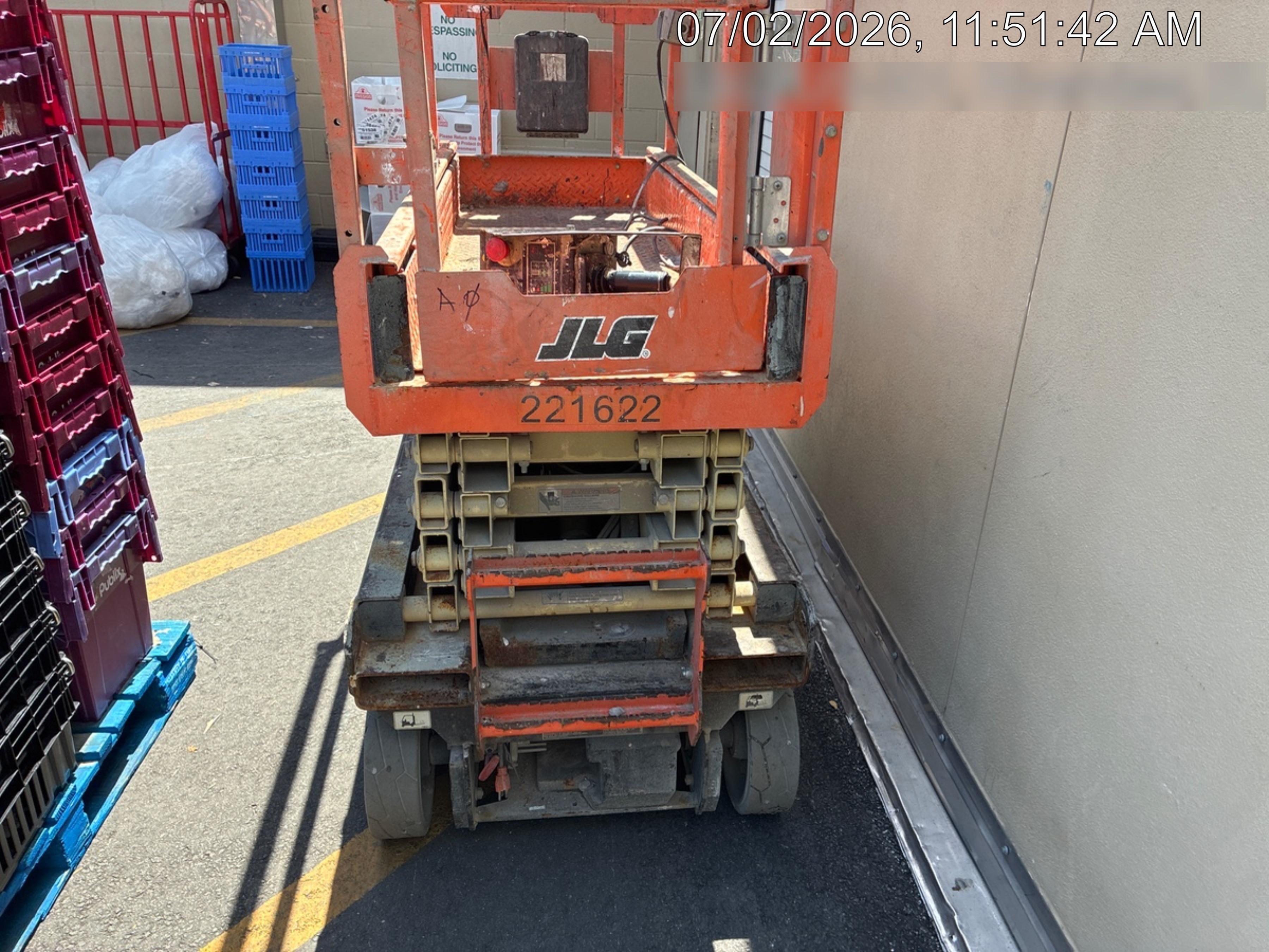 2022 JLG ES1932