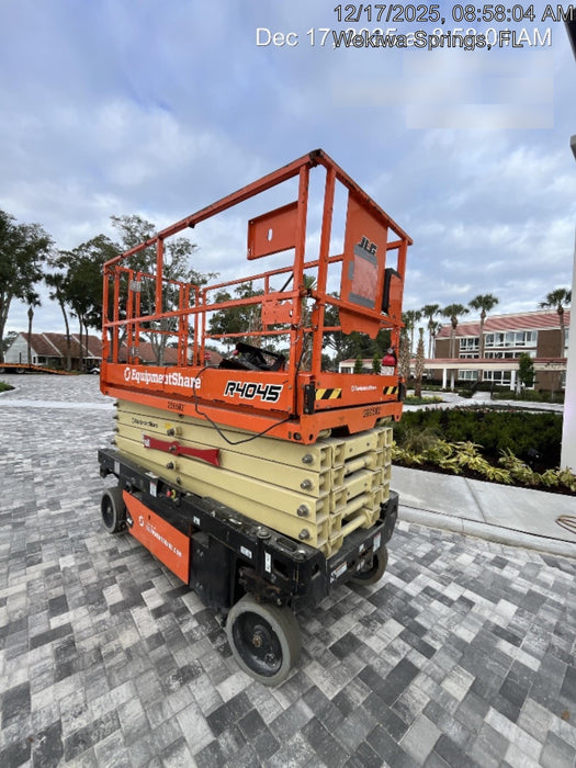 2022 JLG R4045