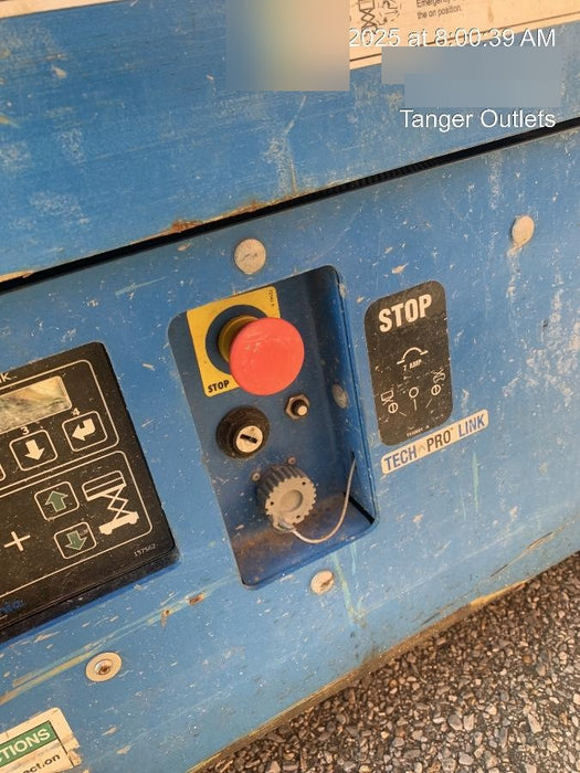 2020 Genie GS-3232 Standard, Folding half height swing gate, 800W Inverter