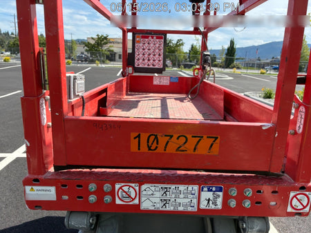 2020 Skyjack SJIII-3219 Solid NM Tires, Half height spring hinged entry gate, Dual Beacons, 800W Inverter