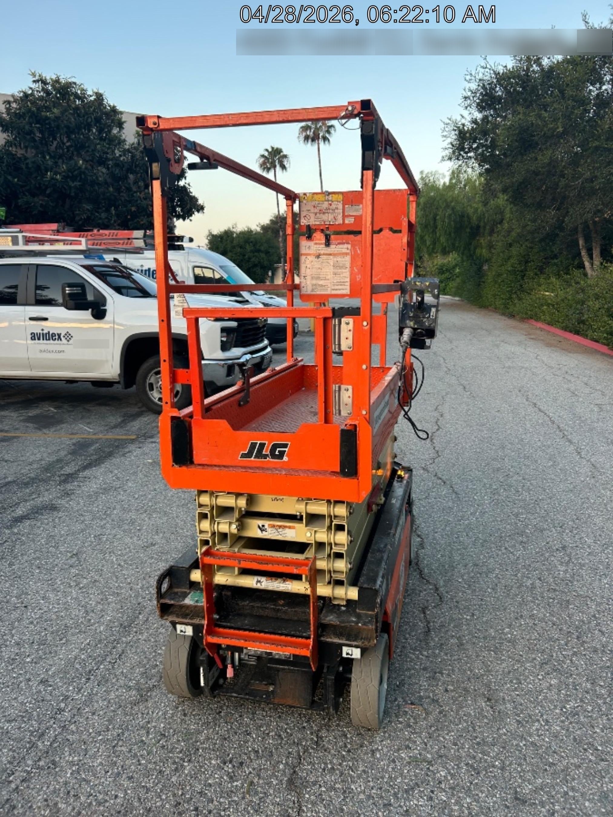 2022 JLG ES1932