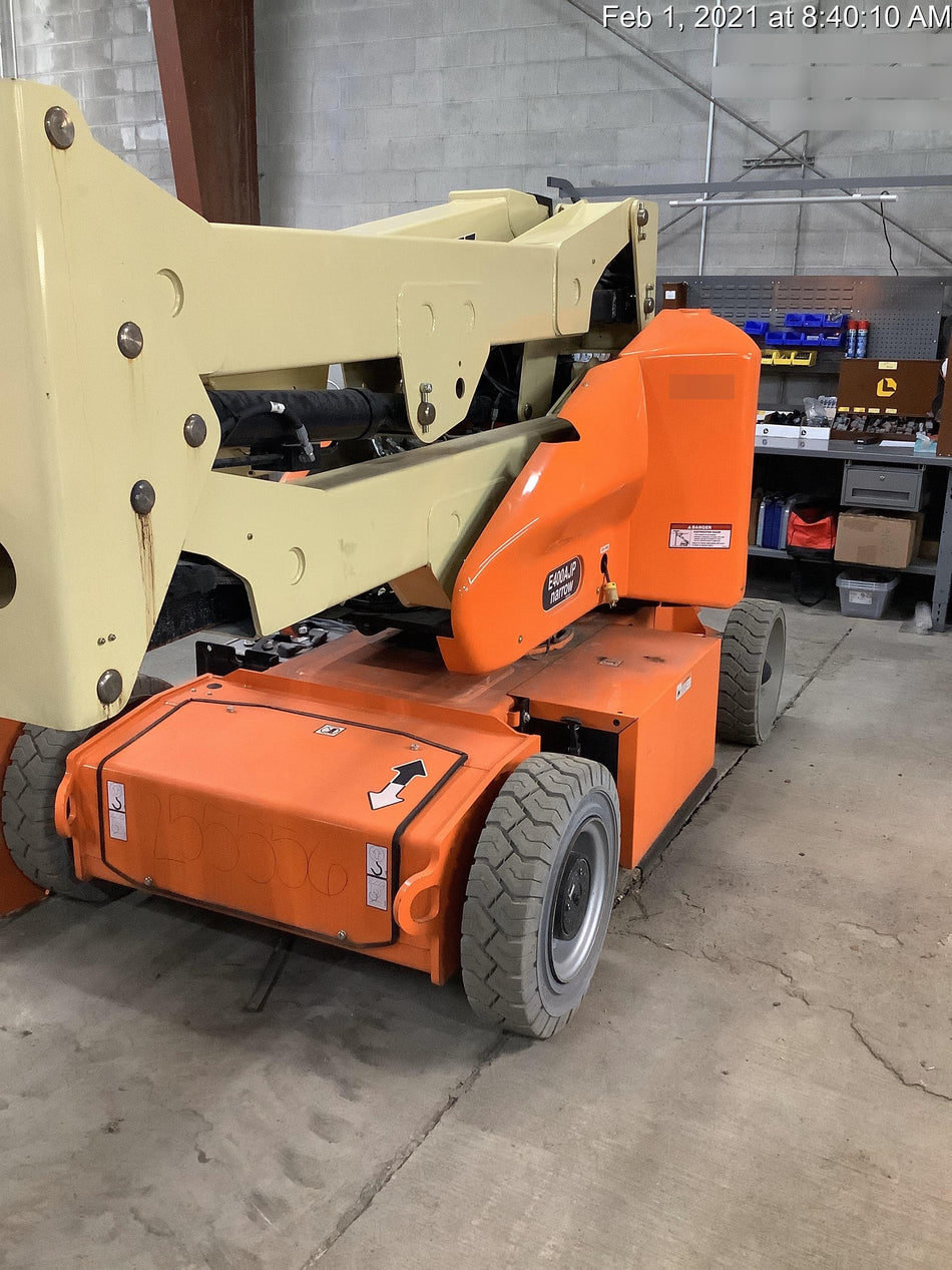 2019 JLG E400AJPN