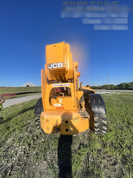 2023 JCB 512-56