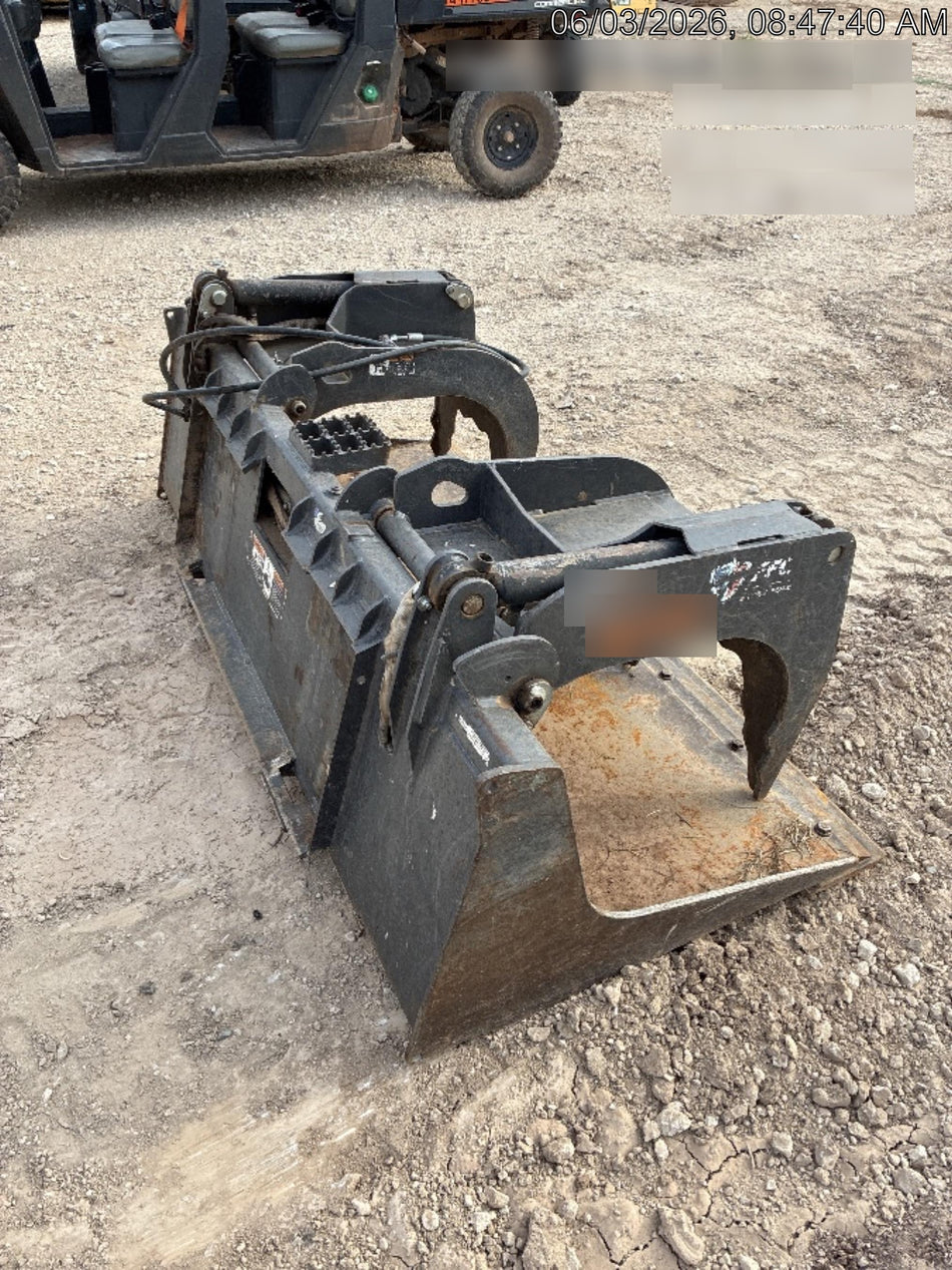 2019 PALADIN 76" Scrap Grapple Bucket - Paladin