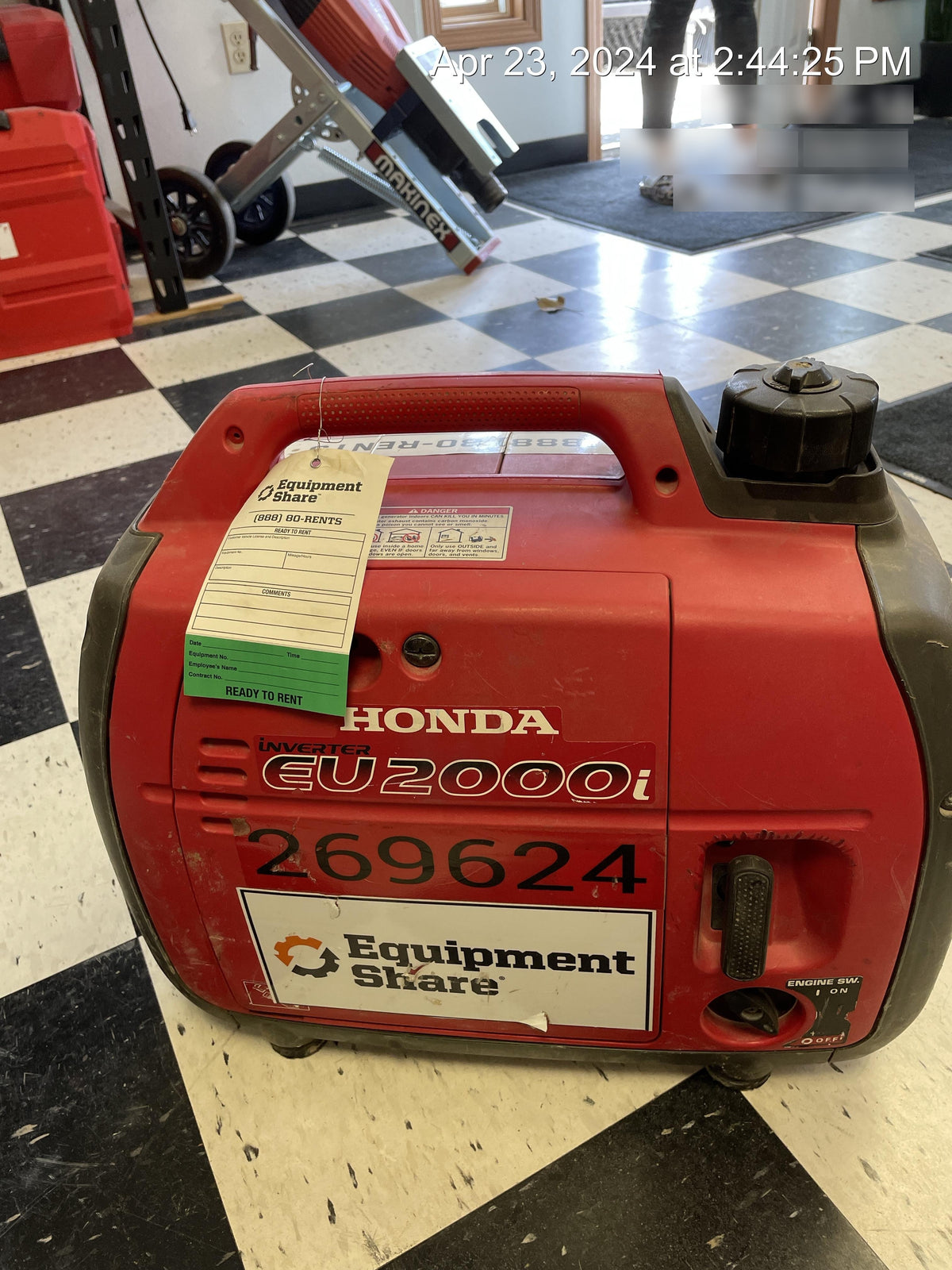 2013 HONDA EU2000i