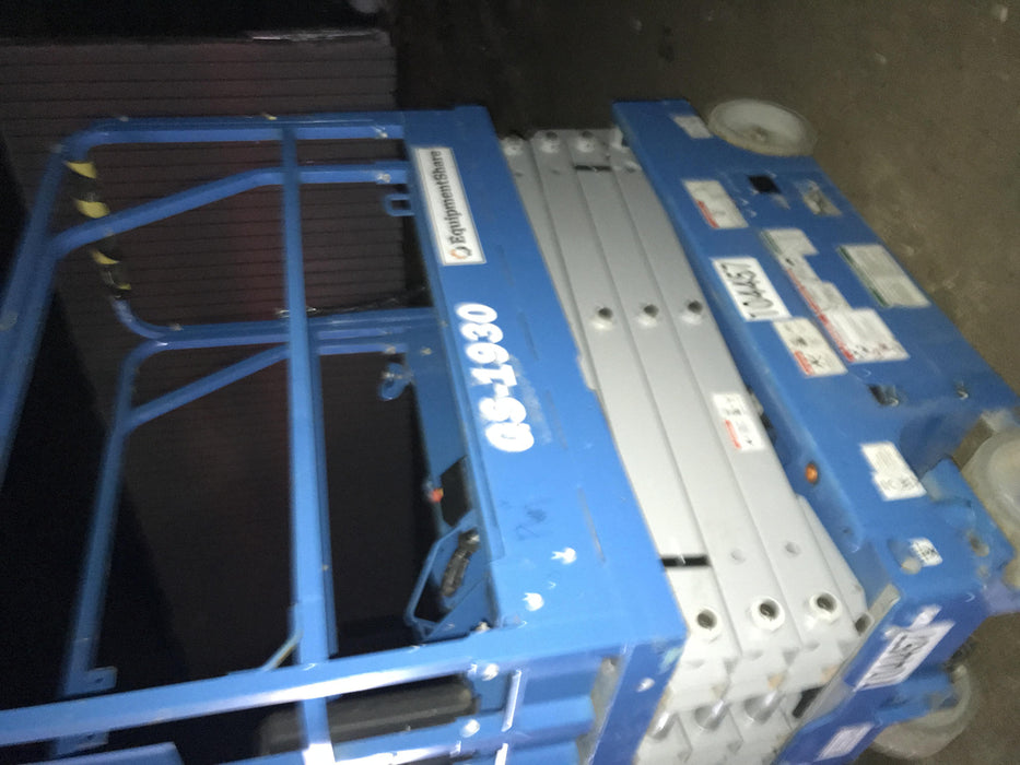 2020 Genie GS-1930 Fixed rails with chain entry gate - Pre A92.20