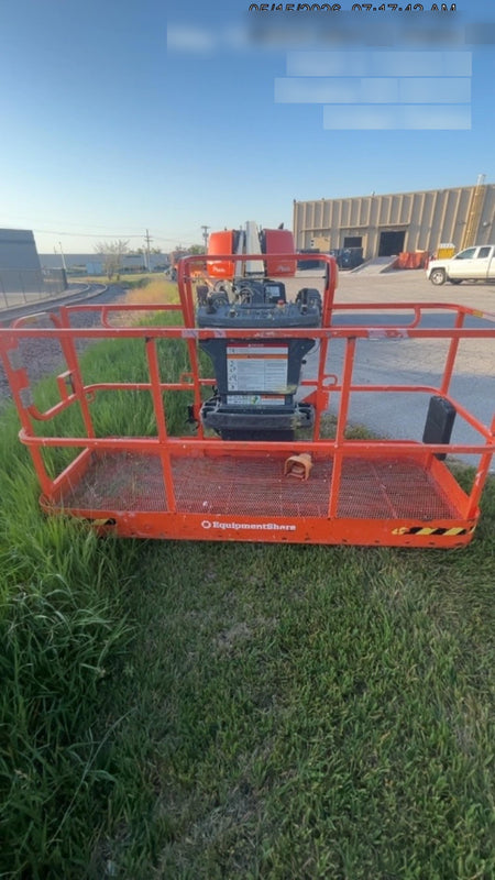 2024 JLG 660SJ