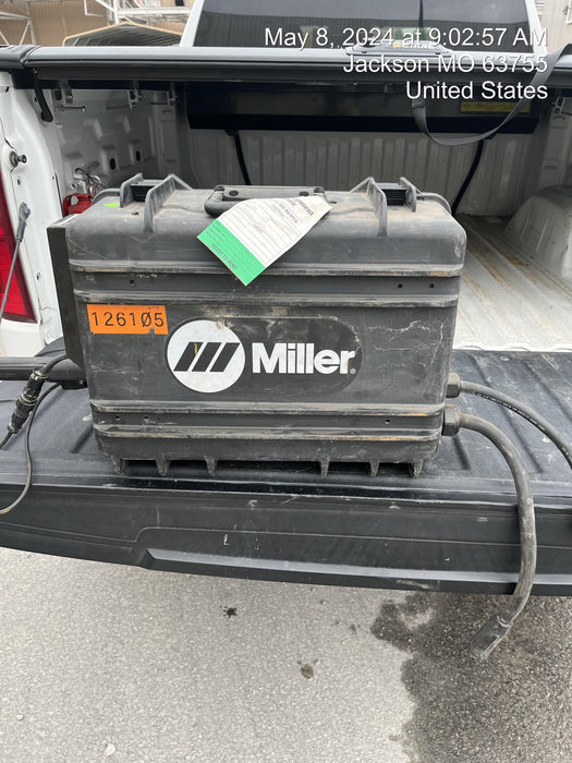 2021 MILLER ELECTRIC SUITCASE 12RC